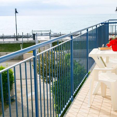 Residence Cristallo Caorle Dış mekan fotoğraf